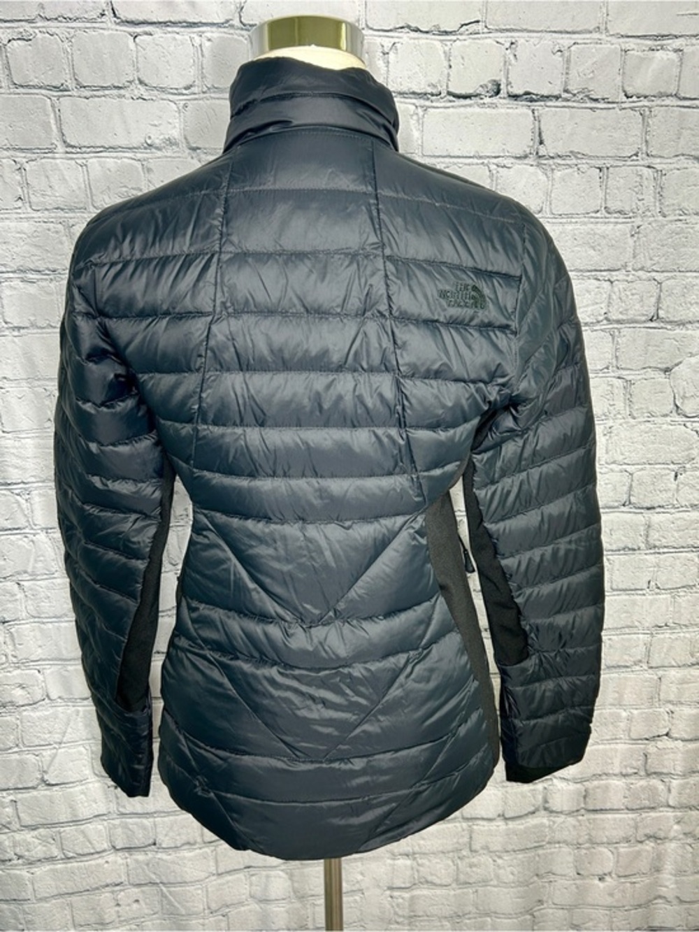 The North Face Women's Black Down Puffer Jacket Small Lightweight Full Zip Coat - Picture 4 of 12